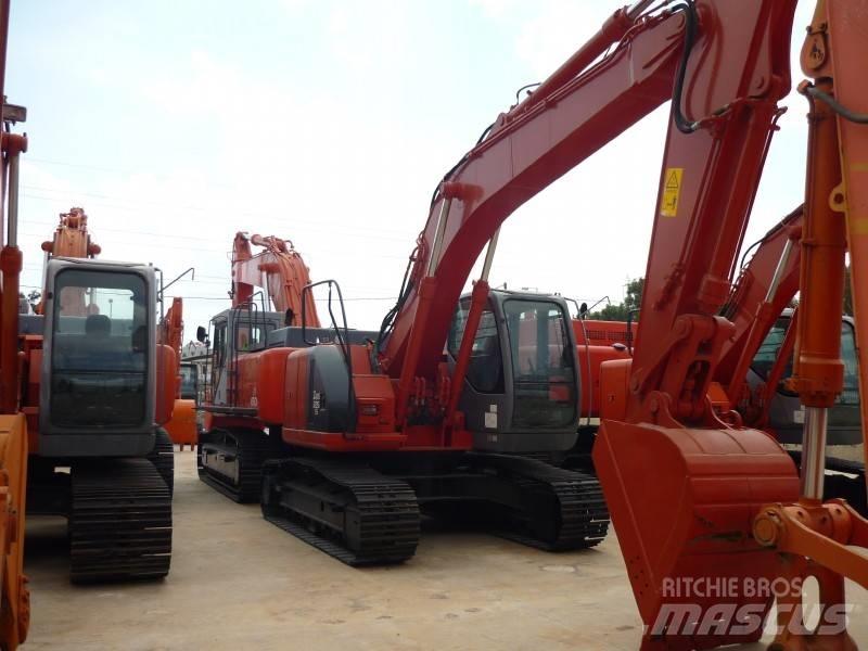 Hitachi ZX 225 US Koparki gąsienicowe