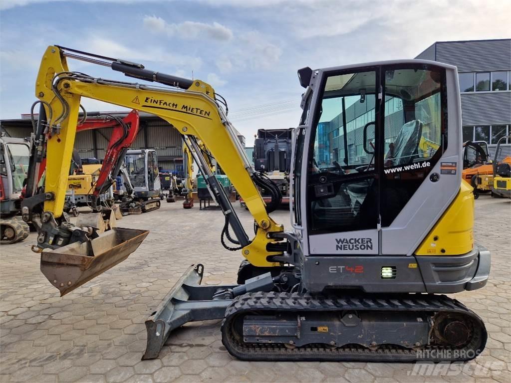 Neuson ET42 Minikoparki