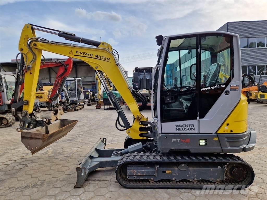 Neuson ET42 Minikoparki