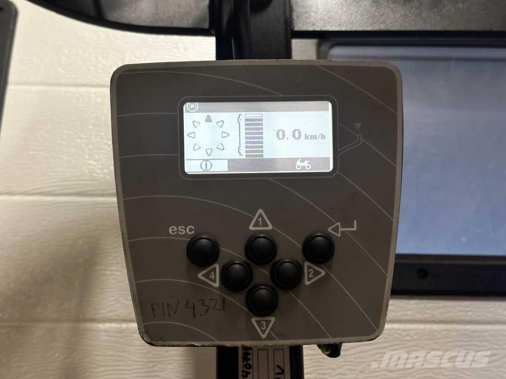 Rocla SST 16 AC Samojezdne maszyny do załadunku