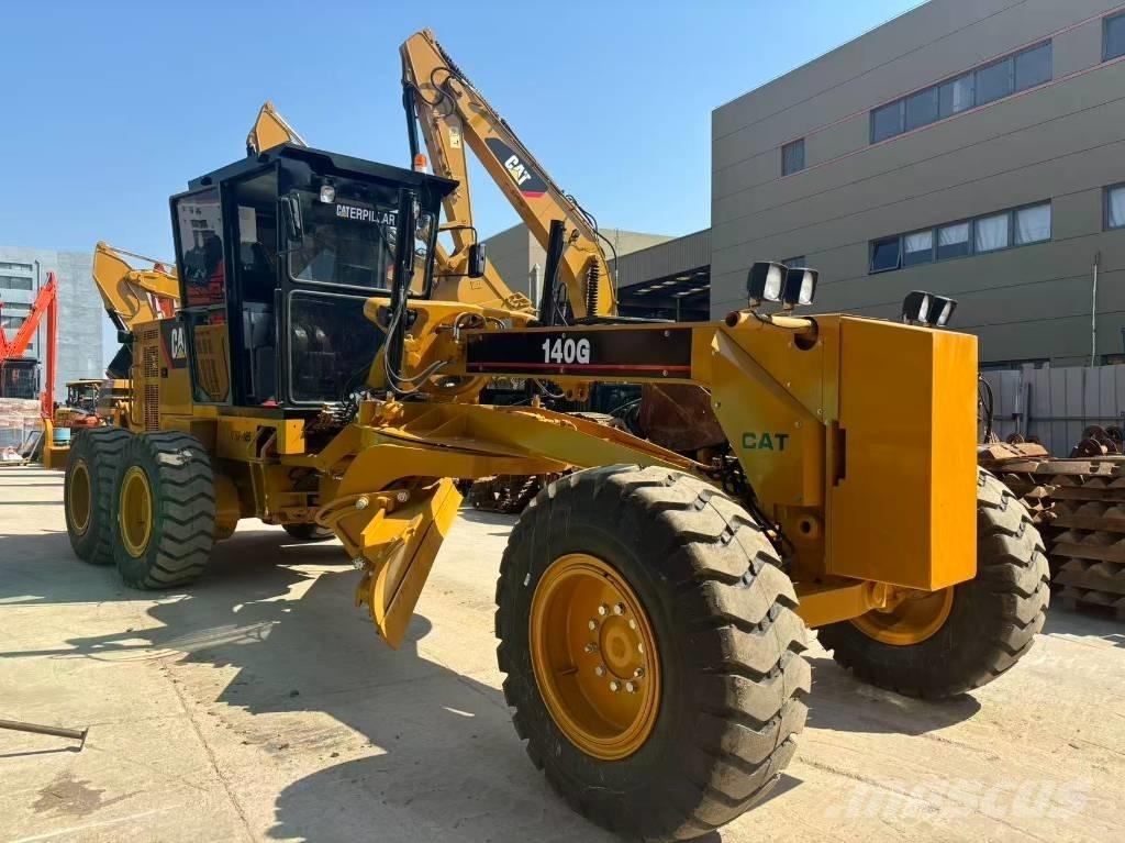 CAT 140G Równiarki