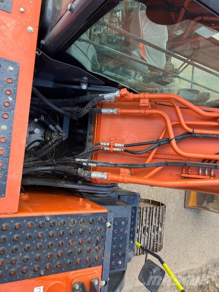 Hitachi zx210-6 Koparki gąsienicowe