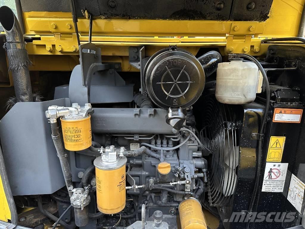 Komatsu PC56-7 Minikoparki