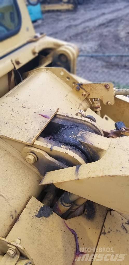CAT 953 Ładowarki gąsienicowe