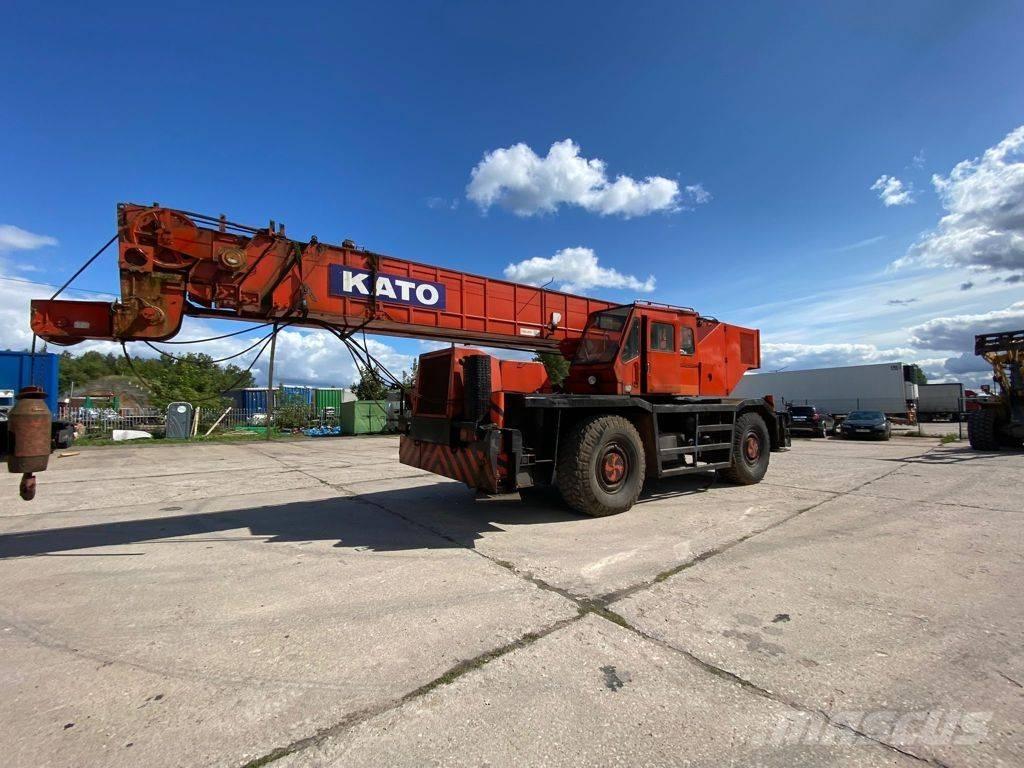 Kato KR 500 Żurawie terenowe