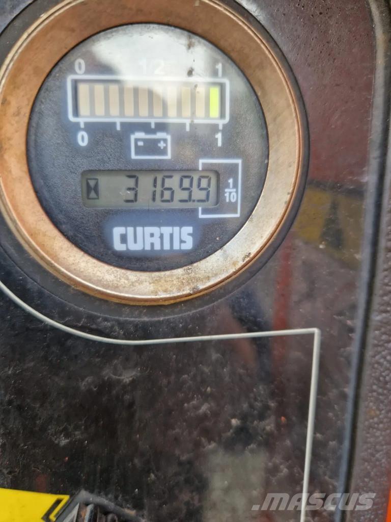 JLG E600 Podnośniki przegubowe