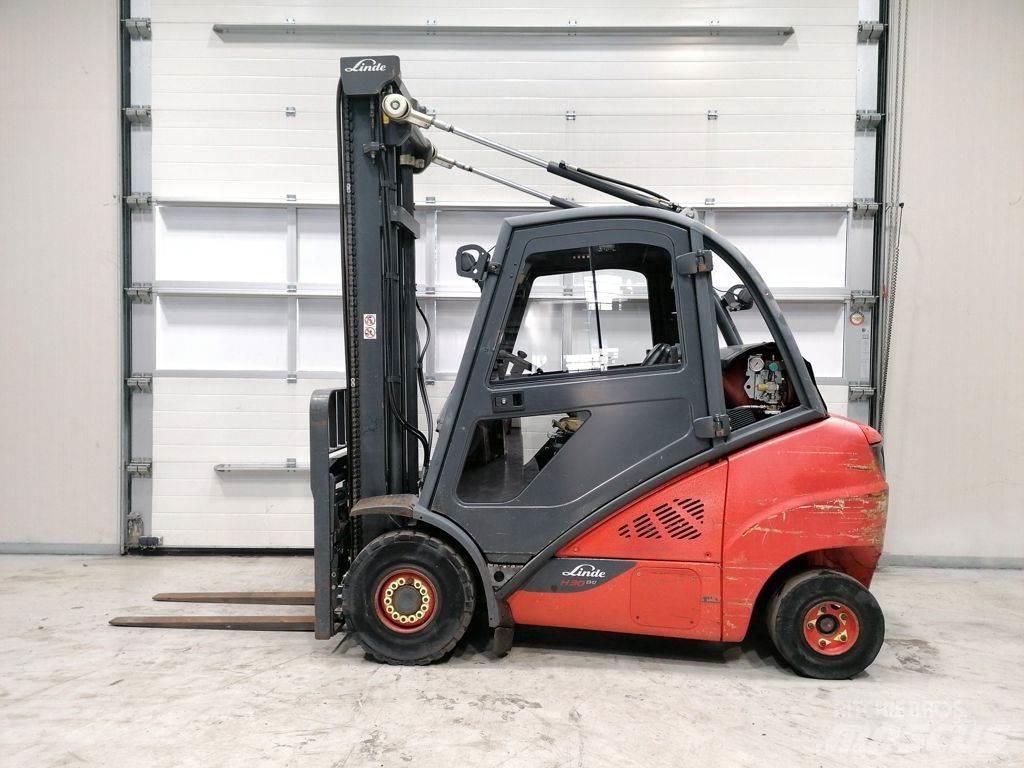 Linde H30T-02 Wózki LPG