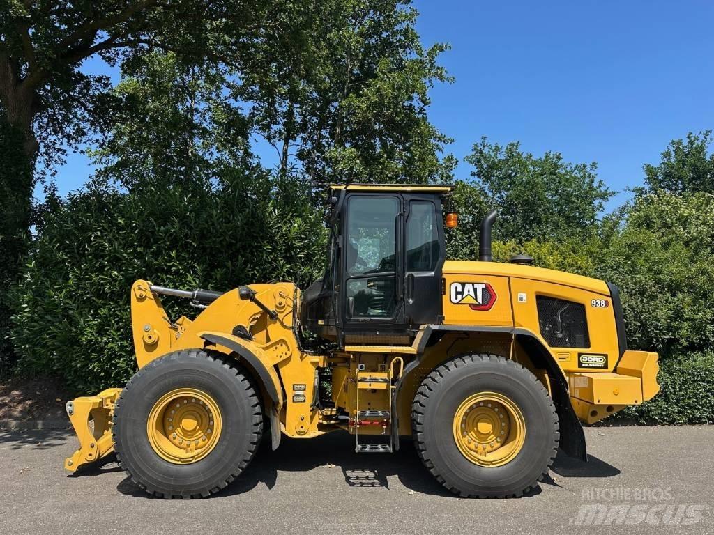 CAT 938 Ładowarki kołowe