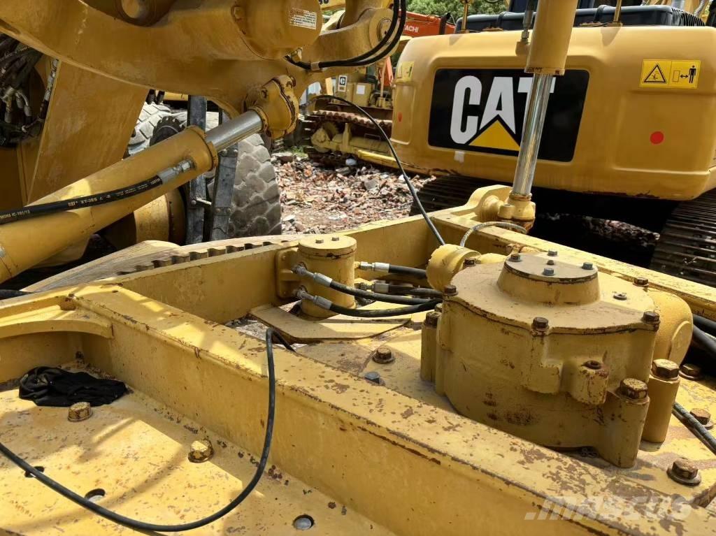 CAT 16 H Równiarki