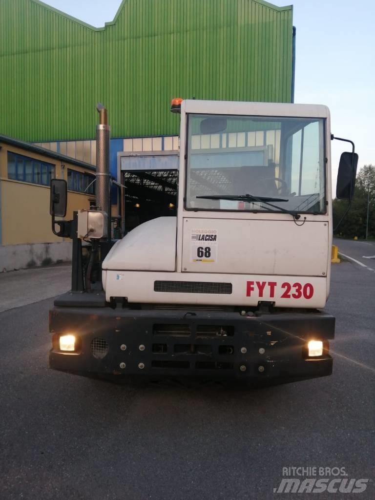  CVS FYT230 Ciągniki terminalowe