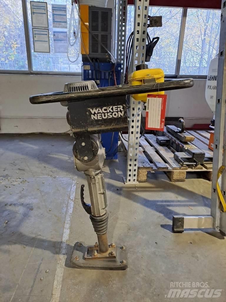 Wacker Neuson BS30 Ubijaki