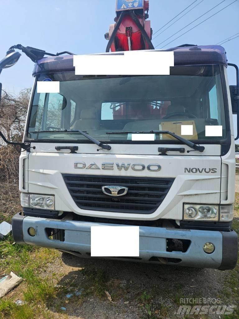 Horyong SKY450 Podnośniki koszowe