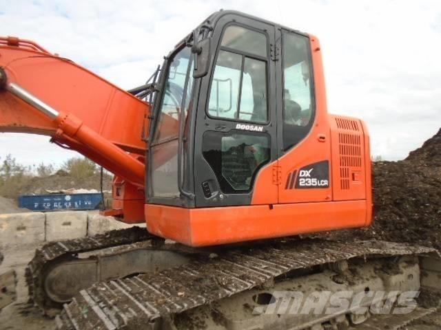 Doosan DX 235 LCR Koparki gąsienicowe