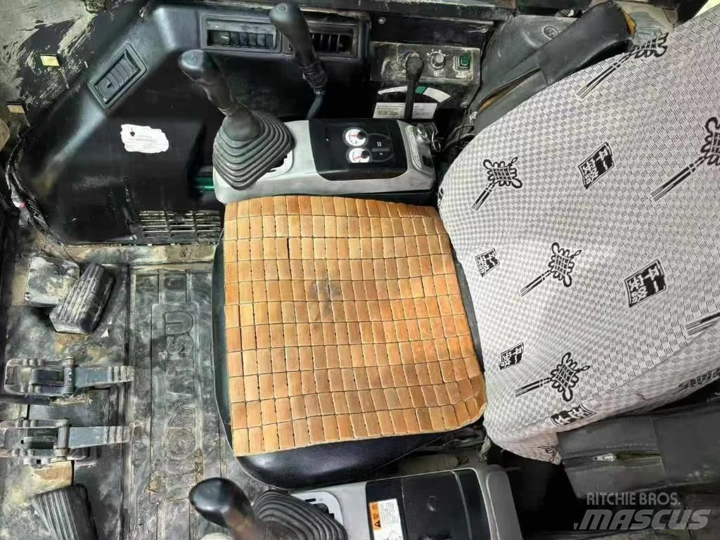 Komatsu PC 56 Koparki gąsienicowe