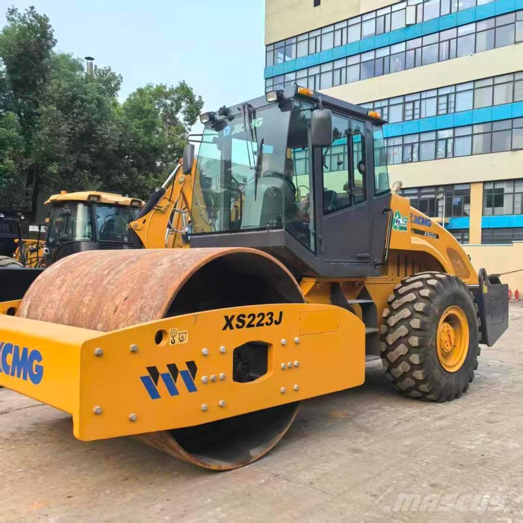 XCMG XS 223 J Walce jednobębnowe