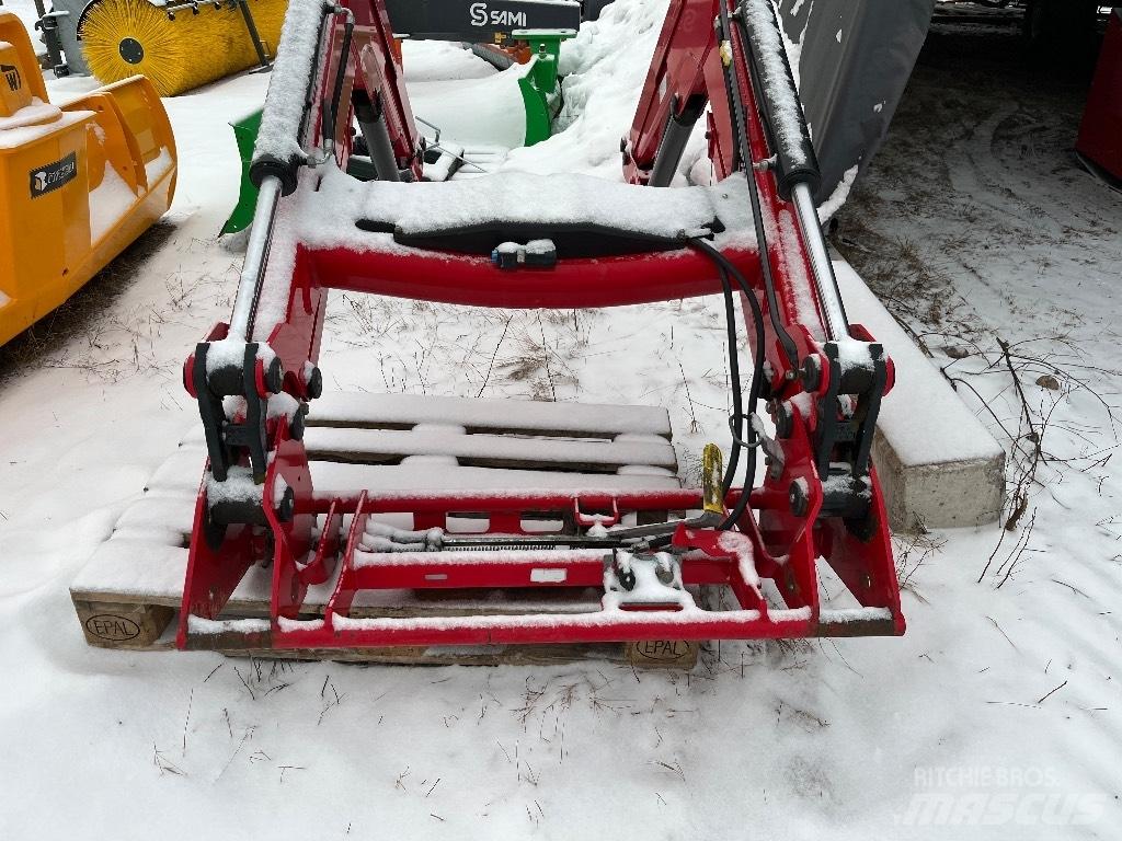 Massey Ferguson 945 Ładowacze i koparki czołowe
