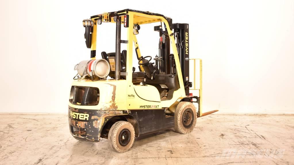 Hyster H2.5XT Wózki LPG
