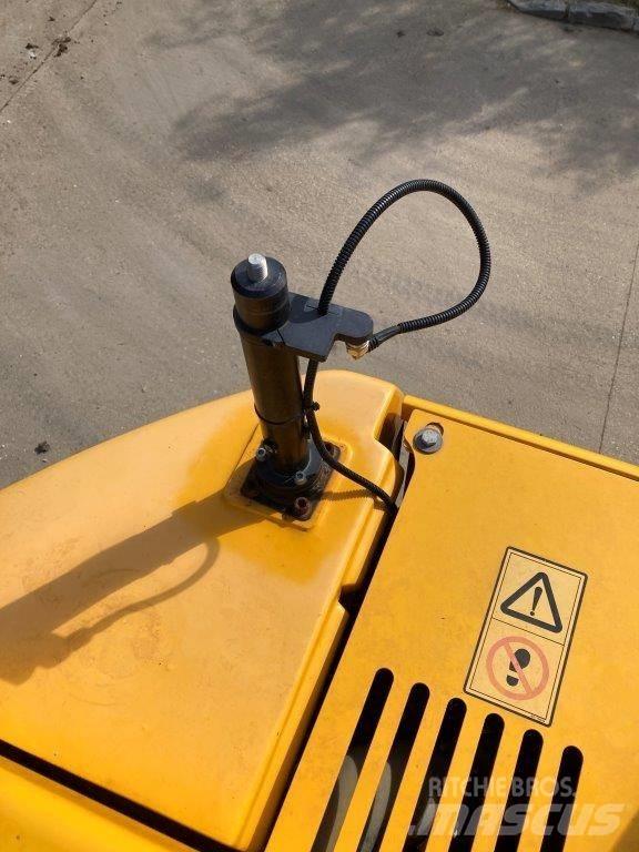 JCB 245 XR Koparki gąsienicowe