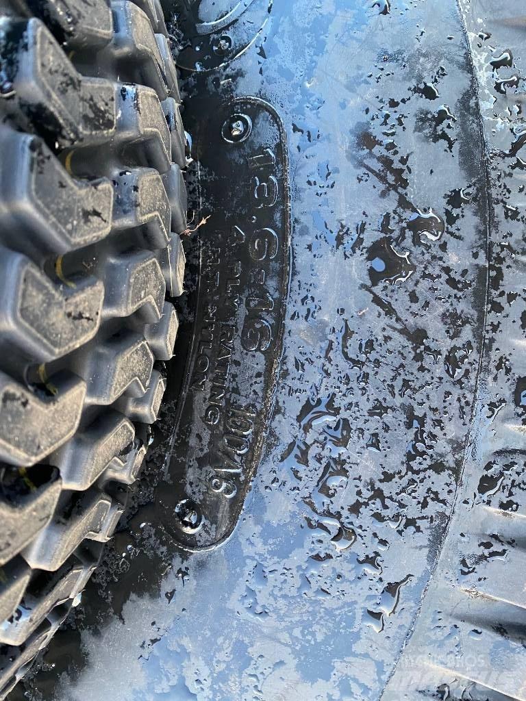 Kubota Welded Wheels Opony, koła i felgi
