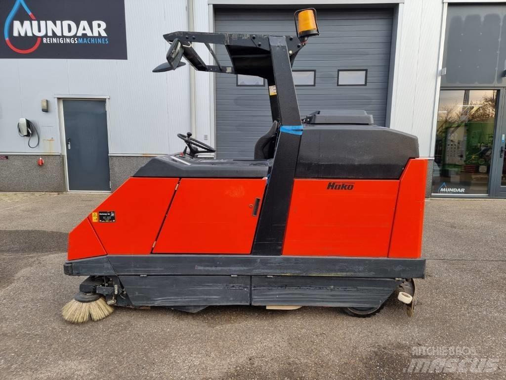 Hako B 1500 Zamiatarki - Zgarniarki - Odśnieżarki