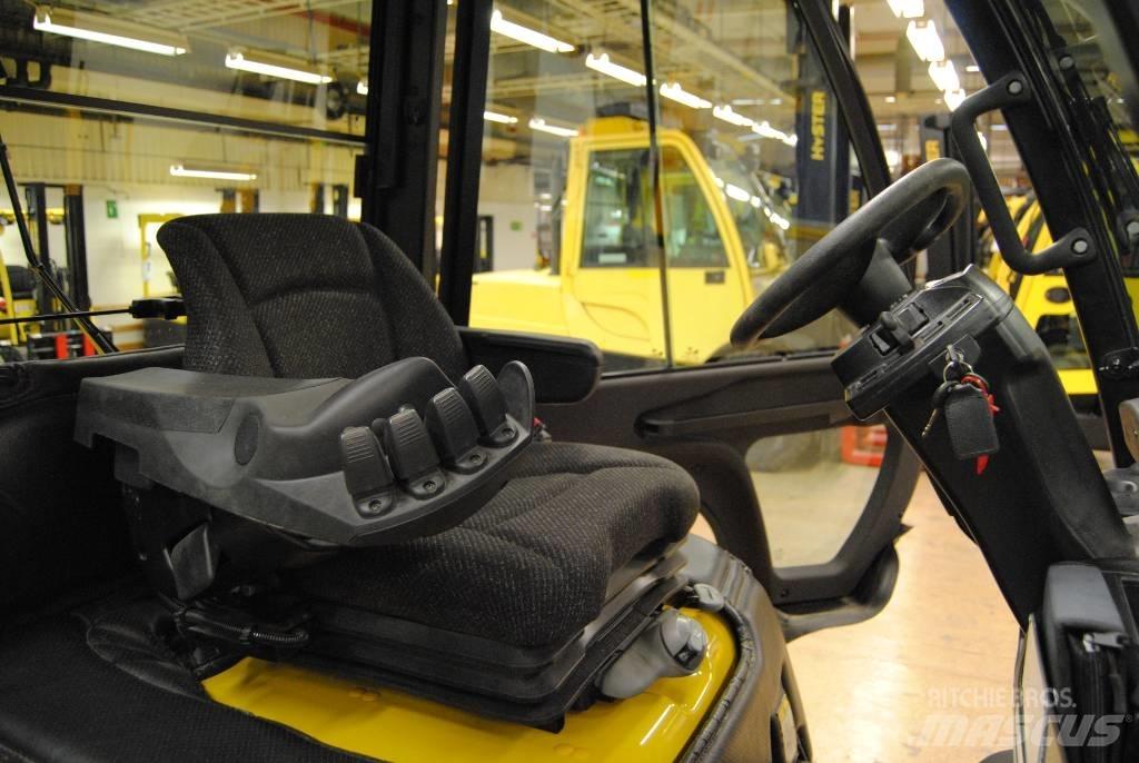 Yale GPD30VX Wózki Diesla