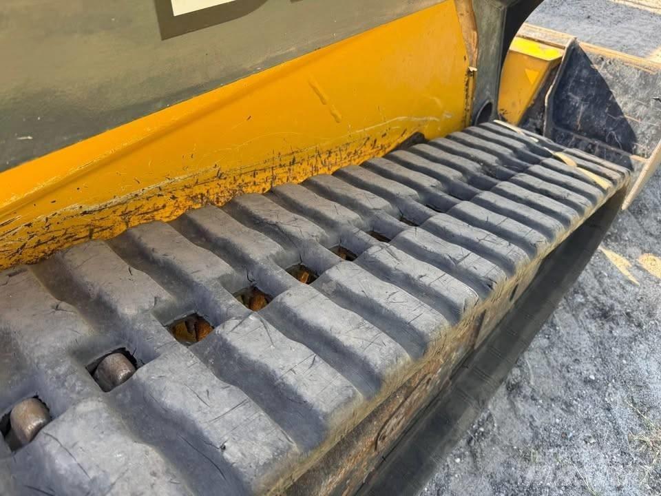 John Deere 325G Ładowarki burtowe