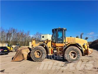 CASE 821 F Ładowarki kołowe