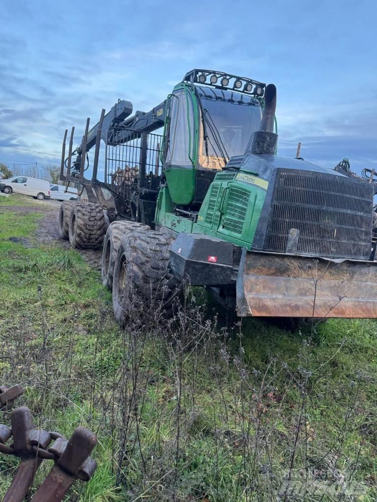 John Deere 1510G Forwardery