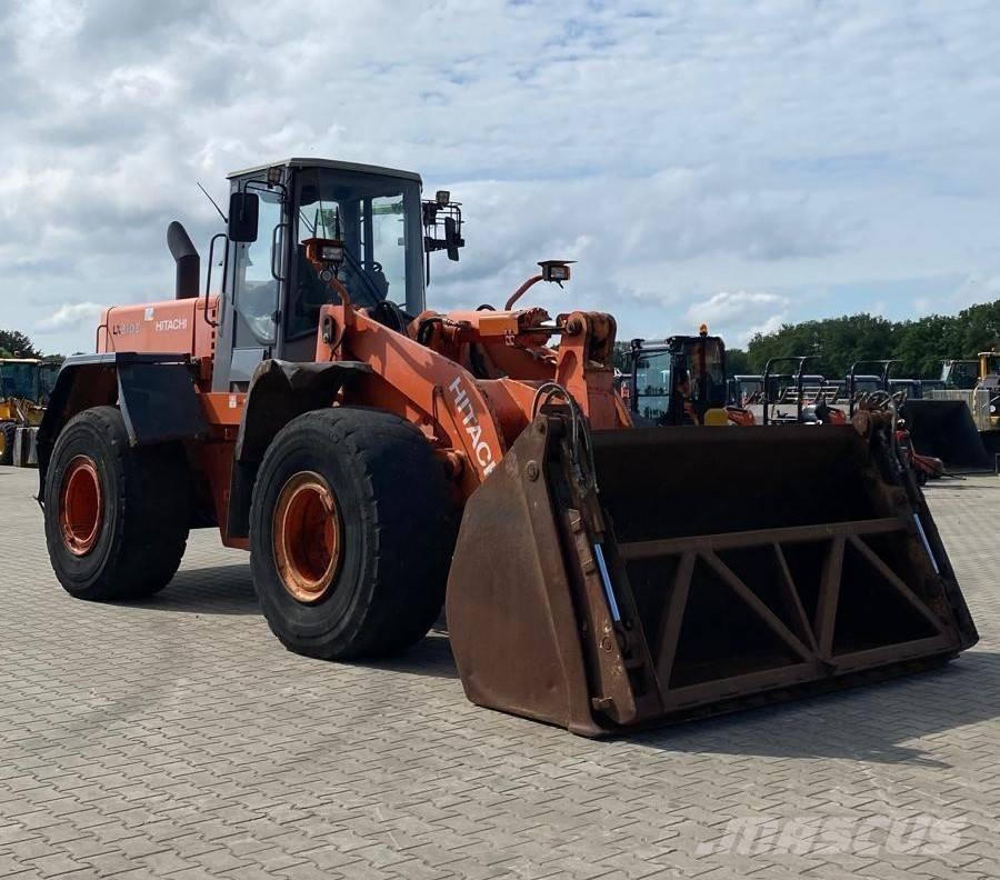 Hitachi LX 210 E Ładowarki kołowe
