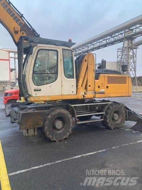 Liebherr 924C-LI Koparki kołowe