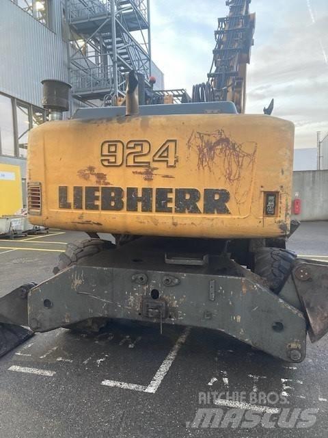 Liebherr 924C-LI Koparki kołowe
