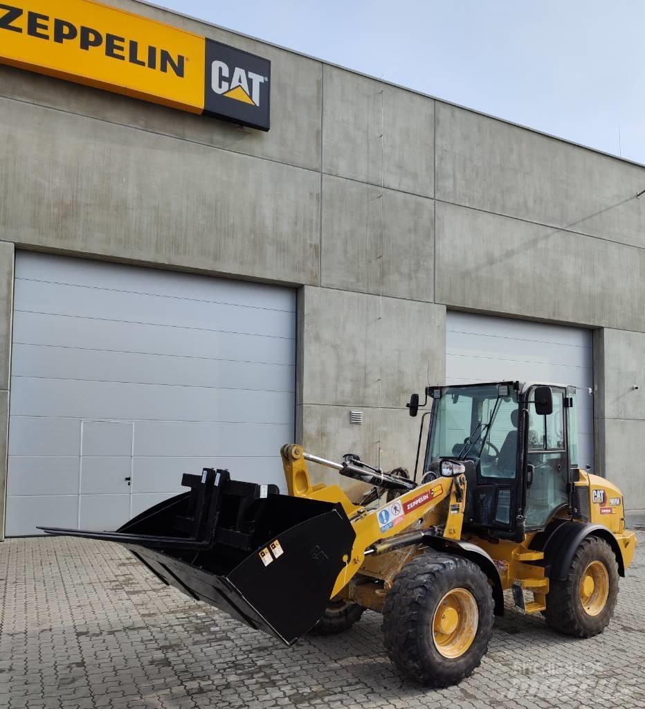 CAT 908 Ładowarki kołowe