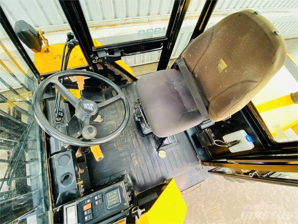 JCB 930RTFL Maszyny budowlane - Inne