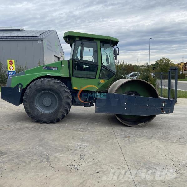 Dynapac CA302D Zagęszczarki gruntu