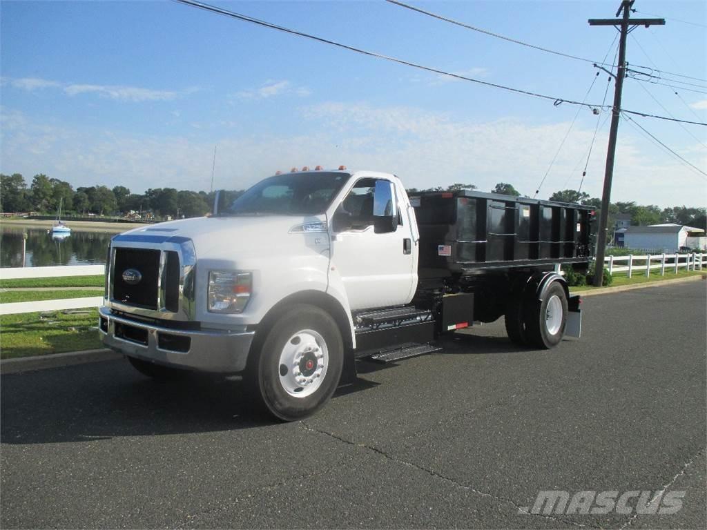 Ford F750 Hakowce