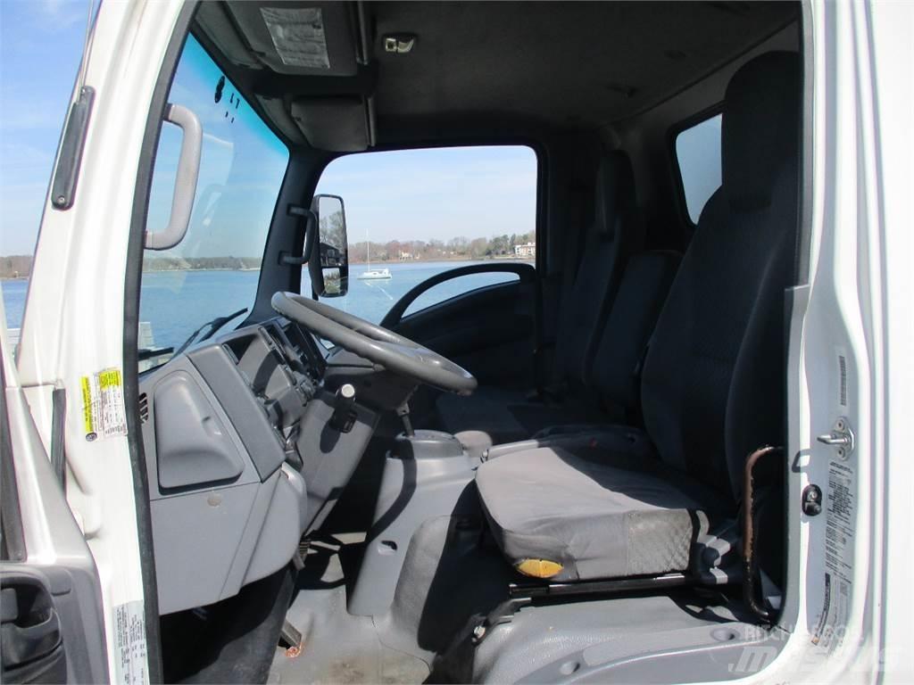 Isuzu NRR Pojazdy komunalne