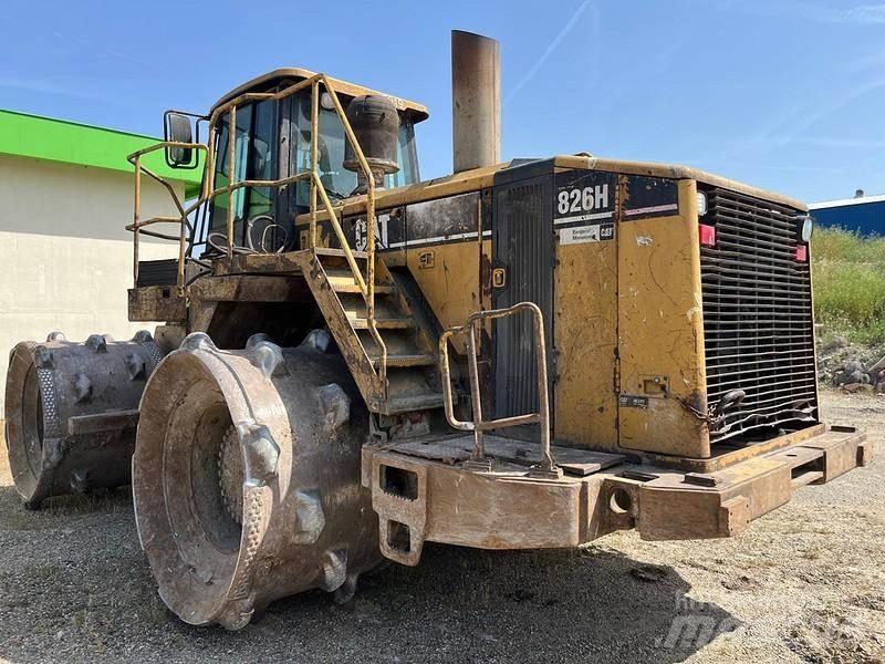 CAT 826H Kompaktory