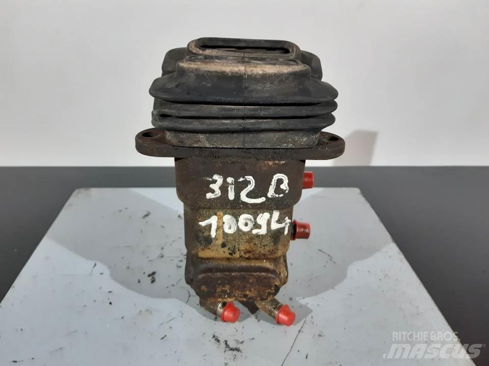 CAT 312B Kabiny i wnętrze