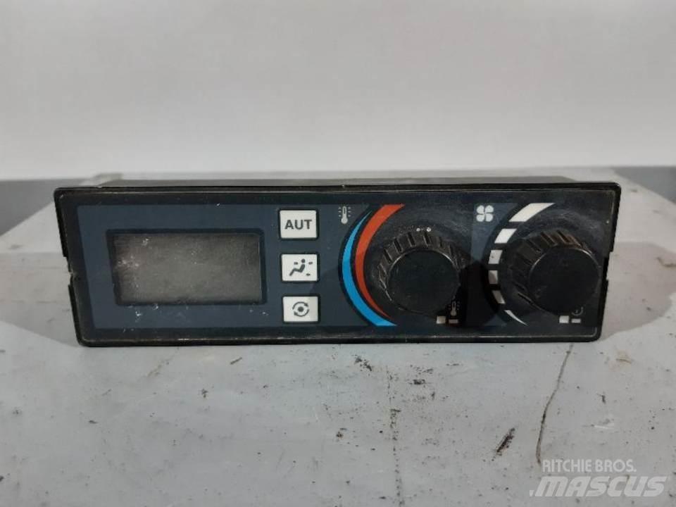 CAT 312CL Kabiny i wnętrze