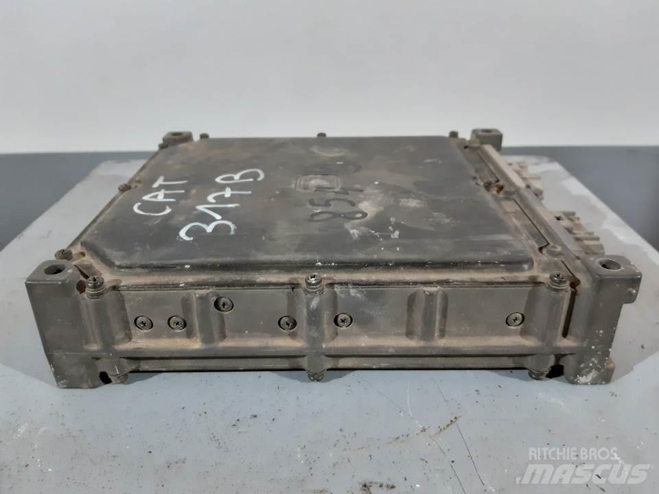 CAT 317B Kabiny i wnętrze