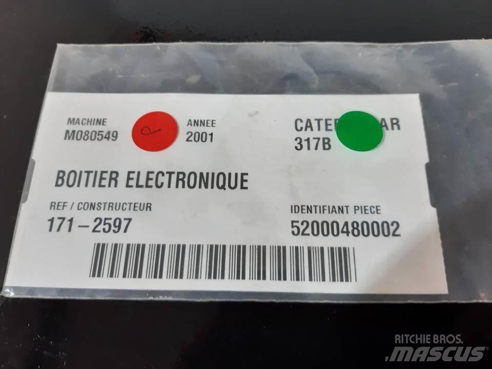 CAT 317B Kabiny i wnętrze