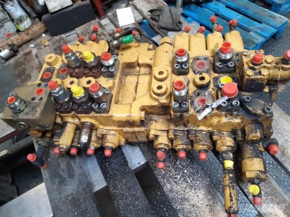 CAT 320B Hydraulika