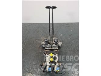 CAT 336DL Kabiny i wnętrze