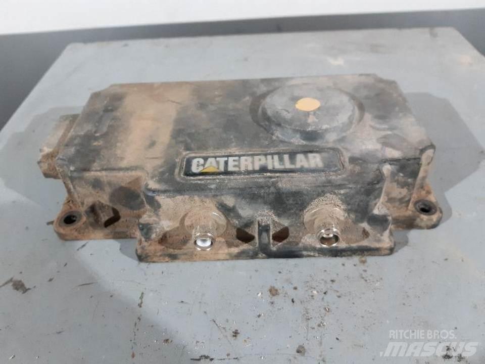 CAT 345C Kabiny i wnętrze