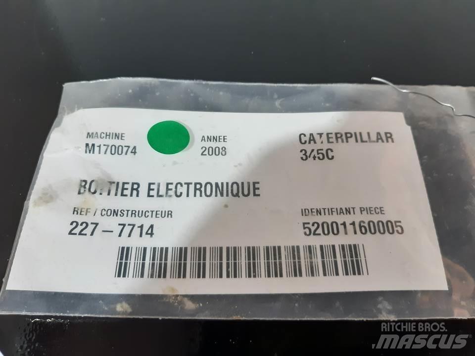 CAT 345C Kabiny i wnętrze