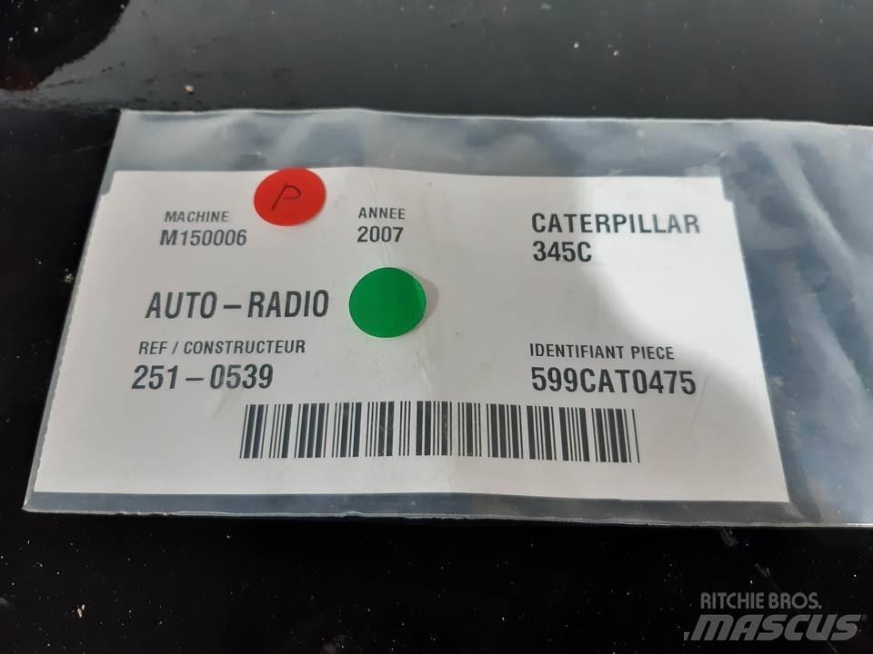 CAT 345C Kabiny i wnętrze