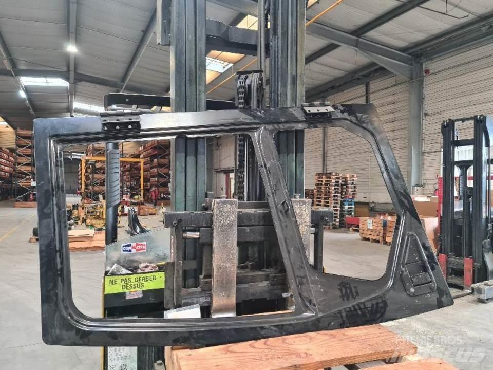 CAT 345D Kabiny i wnętrze