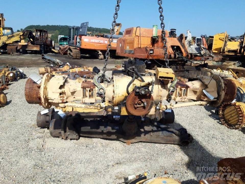 CAT 438B Przekładnie i skrzynie biegów