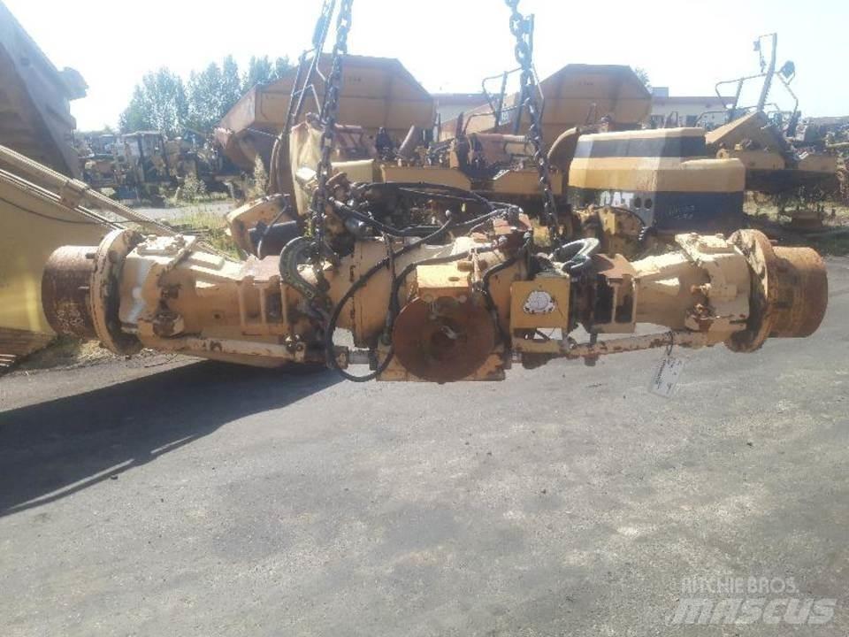 CAT 438B Przekładnie i skrzynie biegów