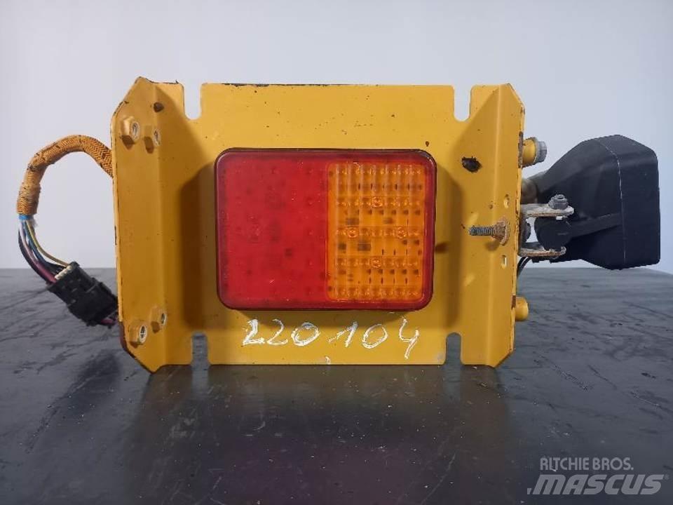 CAT 770 Kabiny i wnętrze